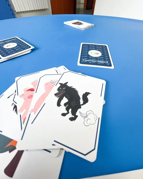 il gioco di carte del lupo scorreggione